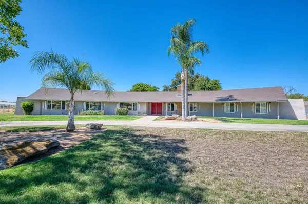 10763 E Ashlan Avenue, Sanger, CA 93657