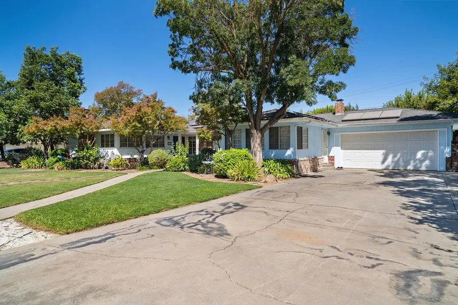 1236 W Scott Avenue, Fresno, CA 93711 - #2