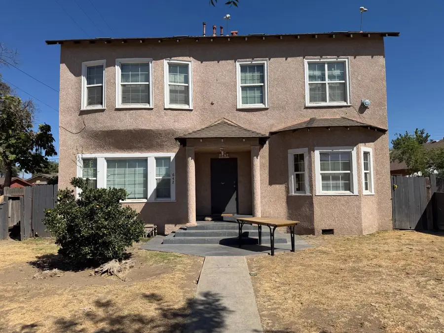 642 N Thorne Avenue, Fresno, CA 93728 - #2