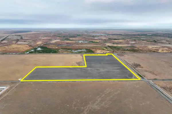 29710 W Jefferson Avenue, Tranquillity, CA 93668