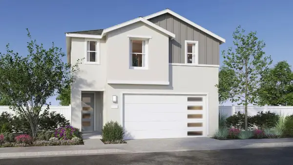 6680 E Cresthaven Drive, Fresno, CA 93727