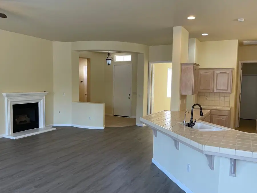 2626 E Solar Avenue, Fresno, CA 93720 - #3