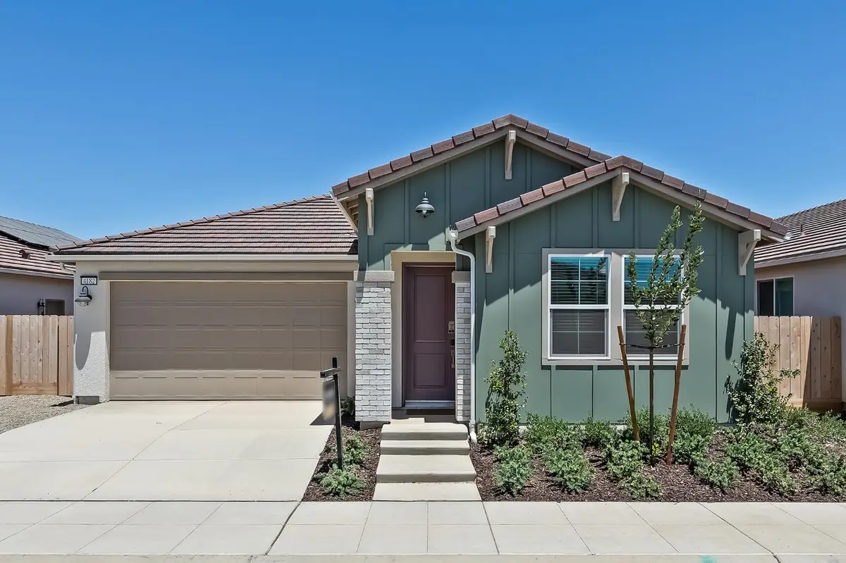 4182 N Tisha Avenue, Fresno, CA 93723 - #1