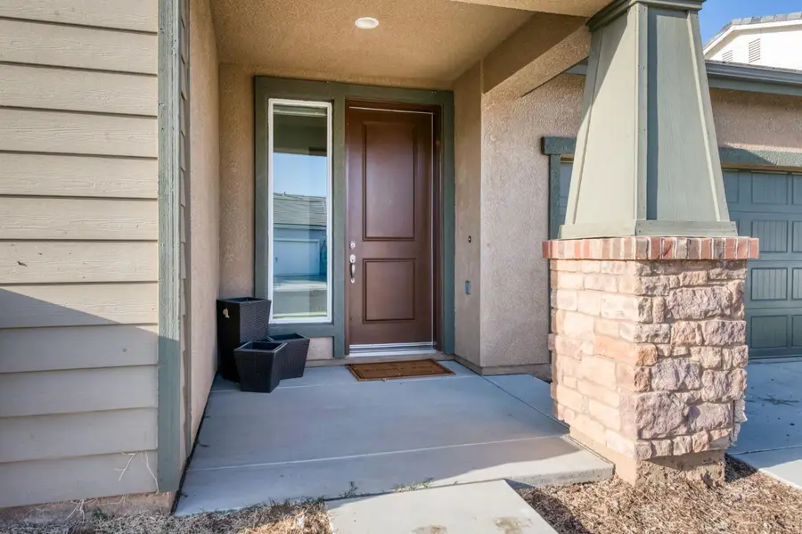 4145 Dennis Avenue, Clovis, CA 93619 - #2