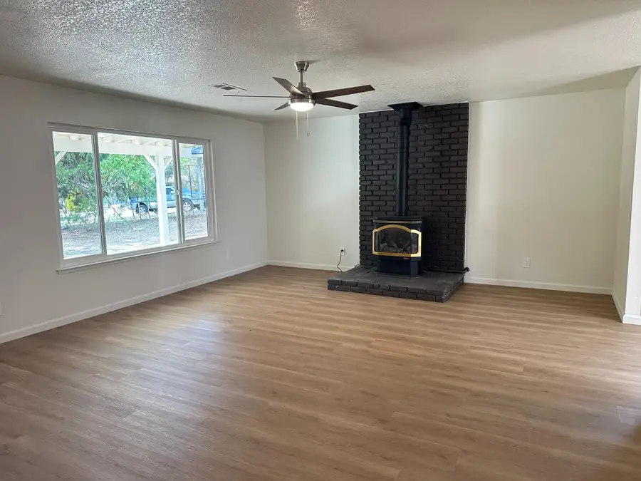40847 Griffin Drive, Oakhurst, CA 93644 - #2