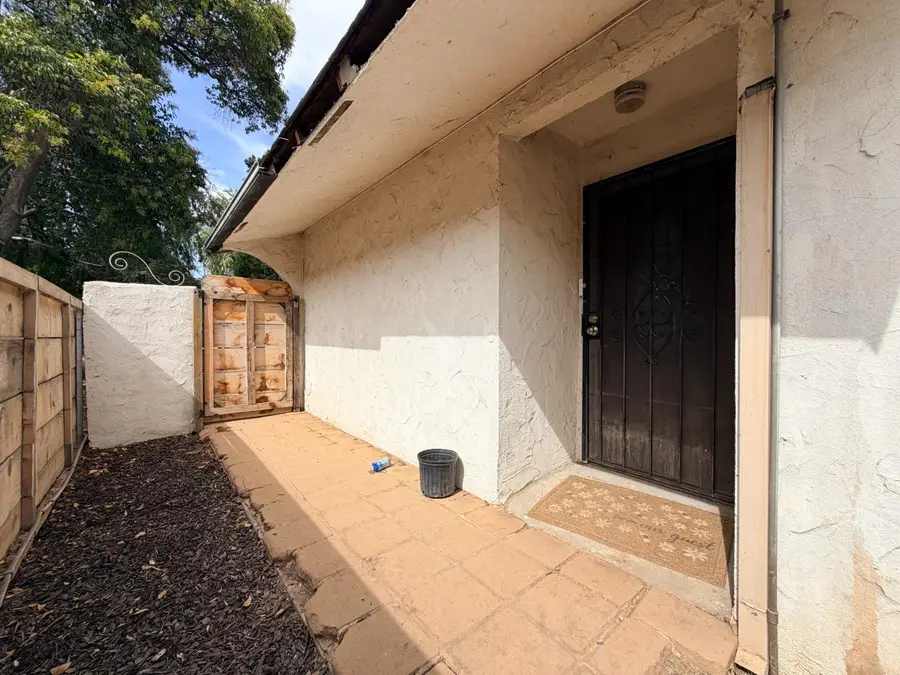 959 Harvard Avenue, Clovis, CA 93612 - #2