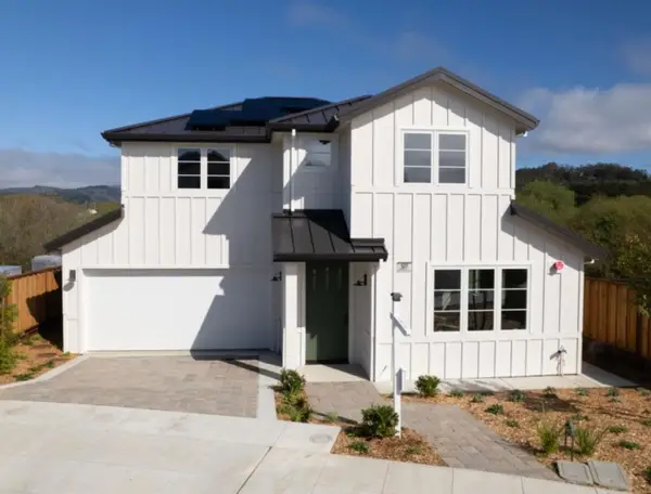 577 Creekside Court, Half Moon Bay, CA 94019