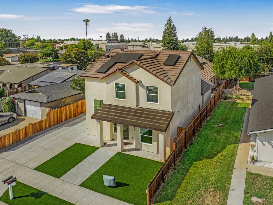 366 W Pinedale Avenue, Pinedale, CA 93650 - #3