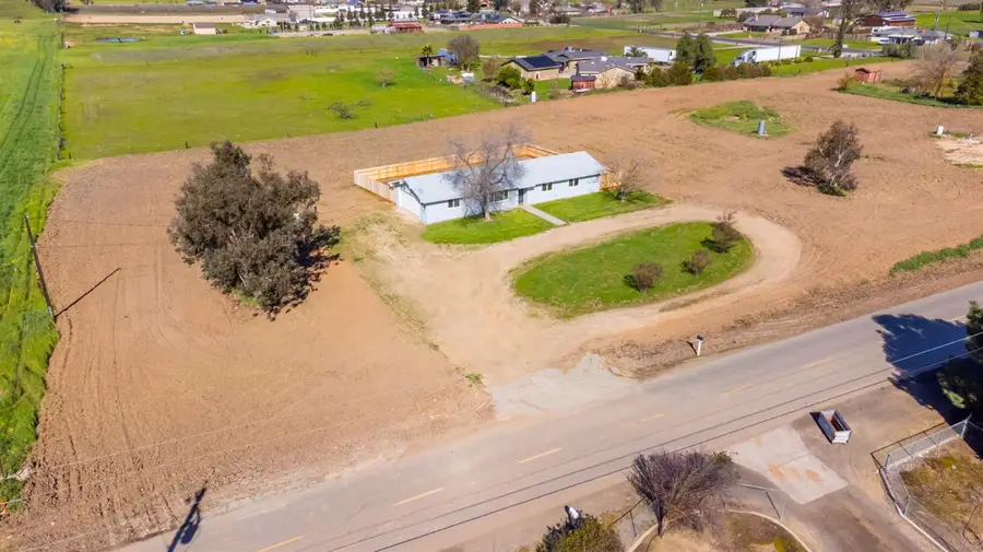 34937 Avenue 13 1/2, Madera, CA 93636 - #2