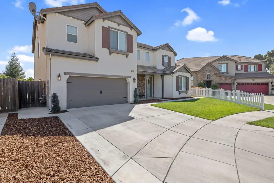 1118 Vickie Court, Visalia, CA 93291 - #2