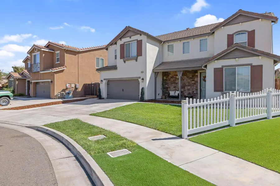 1118 Vickie Court, Visalia, CA 93291 - #3