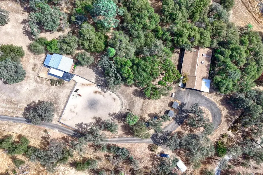 33337 Gold Nugget Court, Coarsegold, CA 93614 - #2