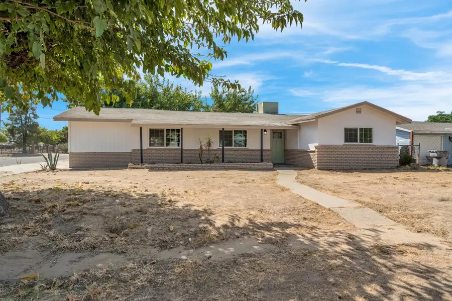 8753 E Ostler Street, Selma, CA 93662 - #2