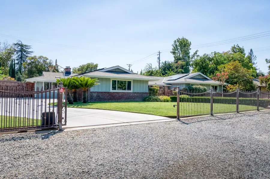 183 W Indianapolis Avenue, Fresno, CA 93705 - #3