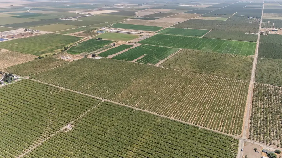 5274 Avenue 24, Chowchilla, CA 93610 - #2