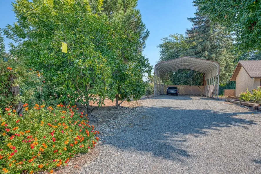 11249 Mountain View Drive, Madera, CA 93636 - #2