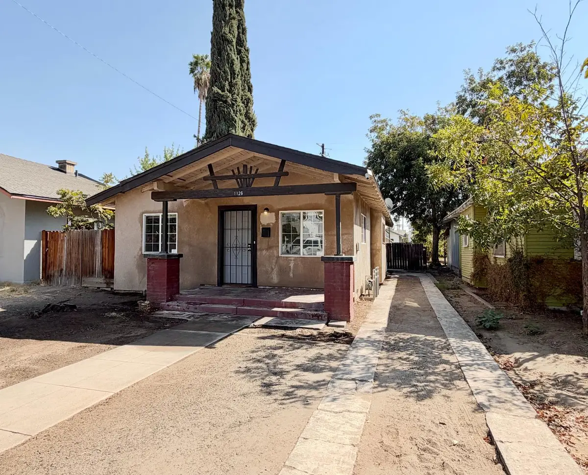1126 N Roosevelt Avenue, Fresno, CA 93728 - #1