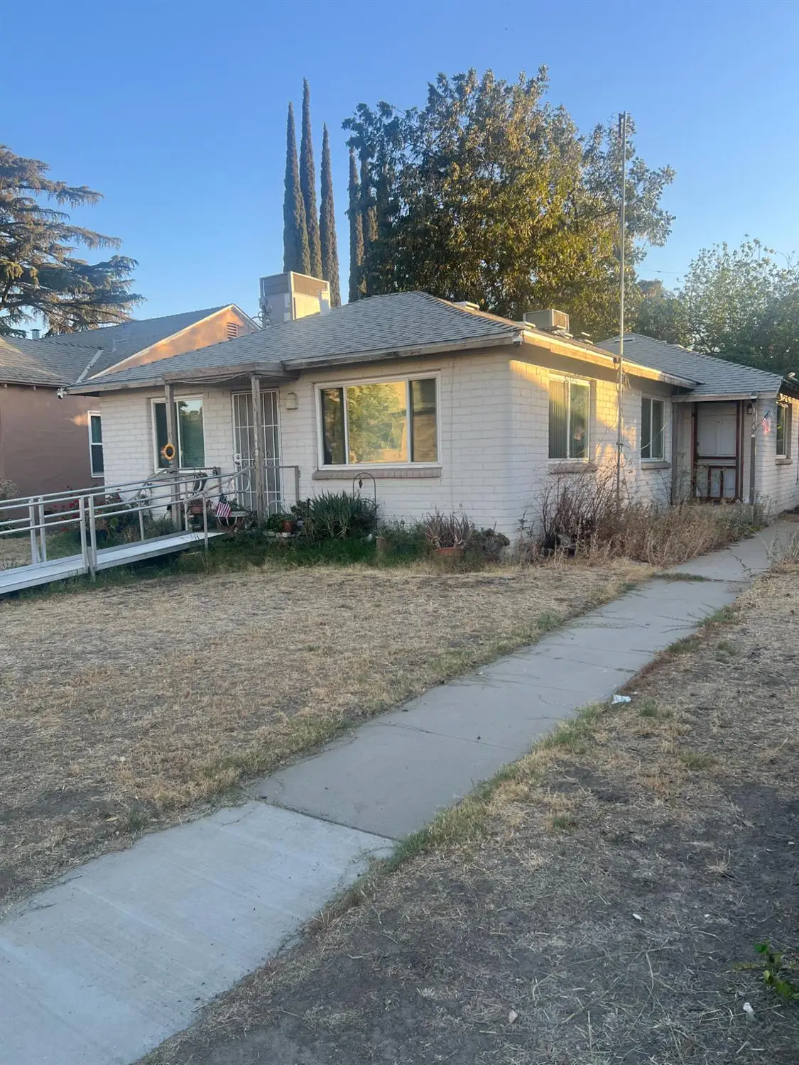 114 N J Street, Madera, CA 93637 - #1