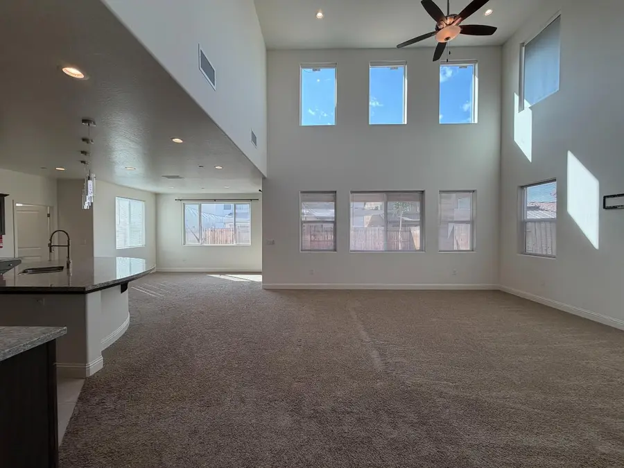 4116 Twain Avenue, Clovis, CA 93619 - #3