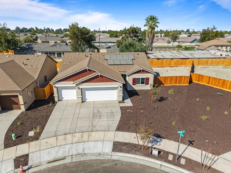 2052 Ventura Avenue, Corcoran, CA 93212 - #3