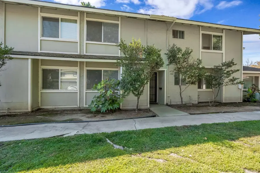 4733 N Cedar Avenue #104, Fresno, CA 93726 - #2