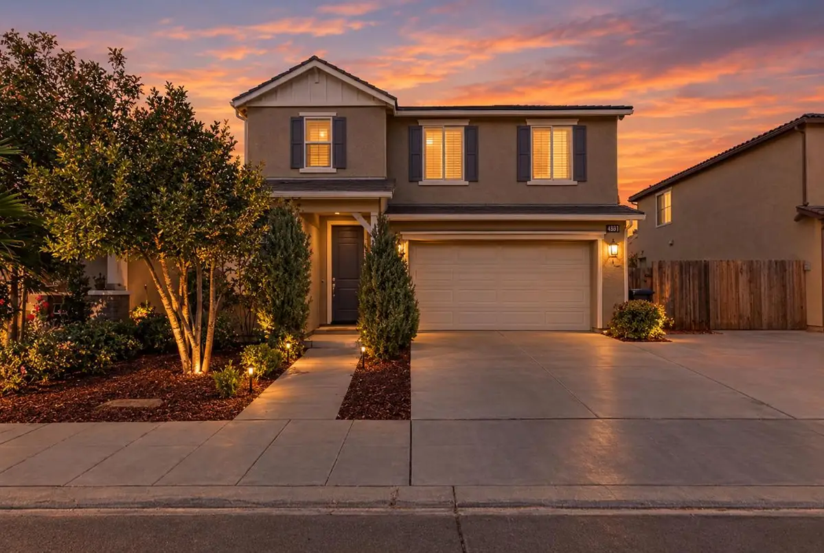 834 Corazon Avenue, Clovis, CA 93619 - #1