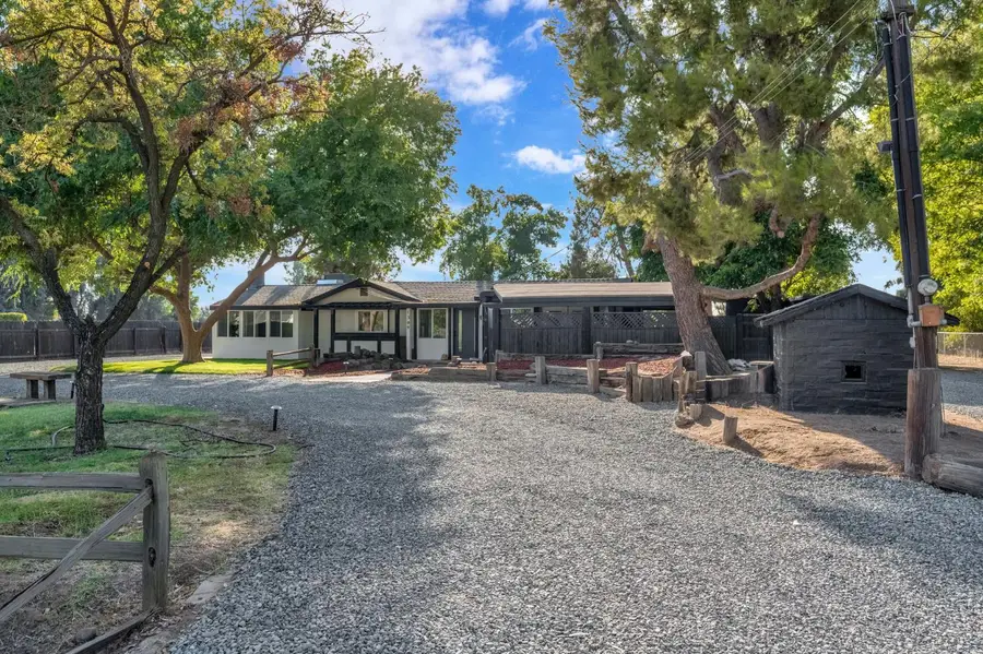 1309 N Temperance Avenue, Fresno, CA 93727 - #3