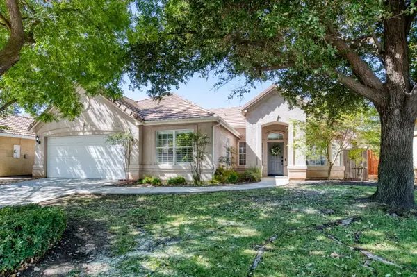 7717 N Ivanhoe Avenue, Fresno, CA 93722