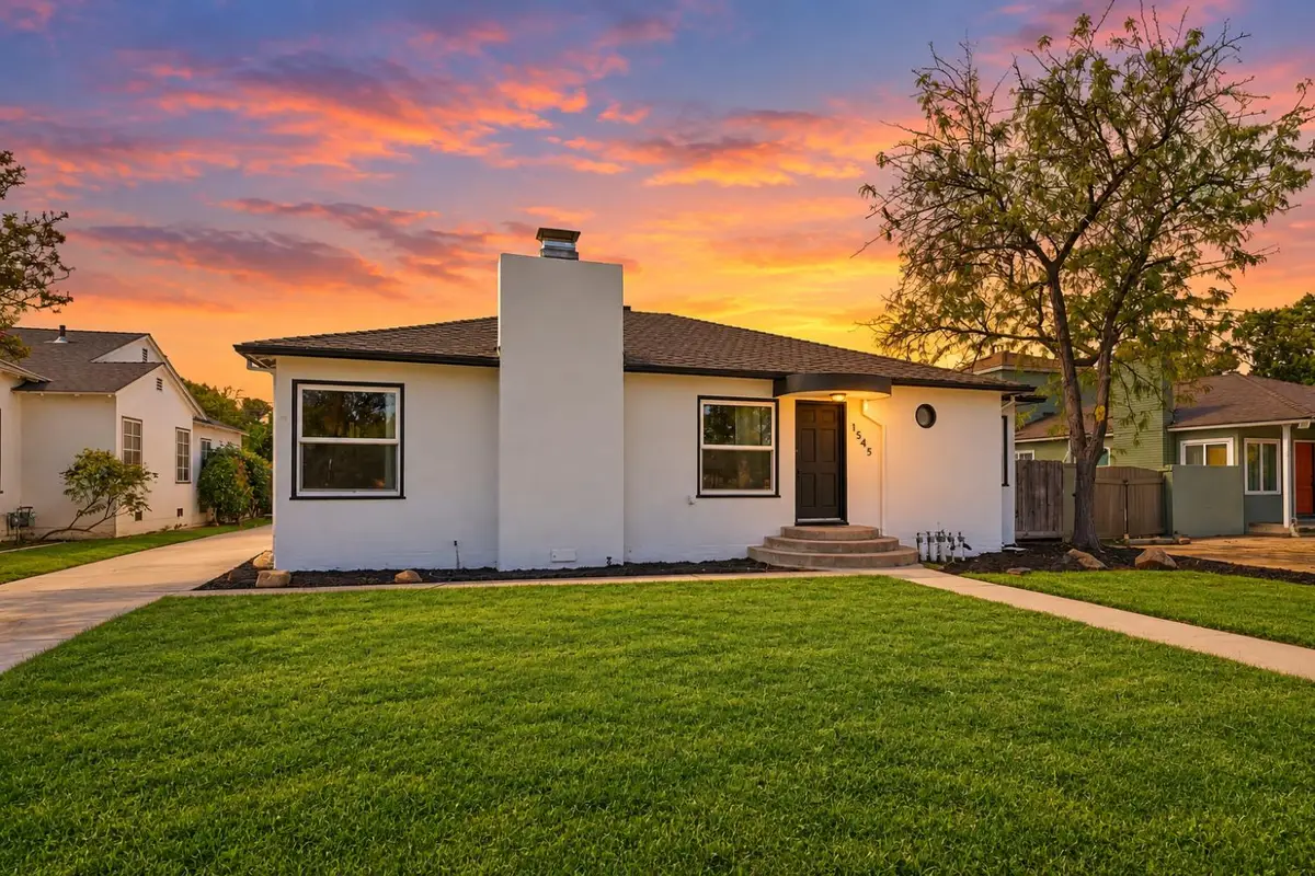 1545 N Vagedes Avenue, Fresno, CA 93728 - #1