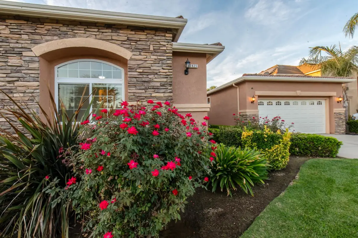 2825 E Quincy Avenue, Fresno, CA 93720 - #1