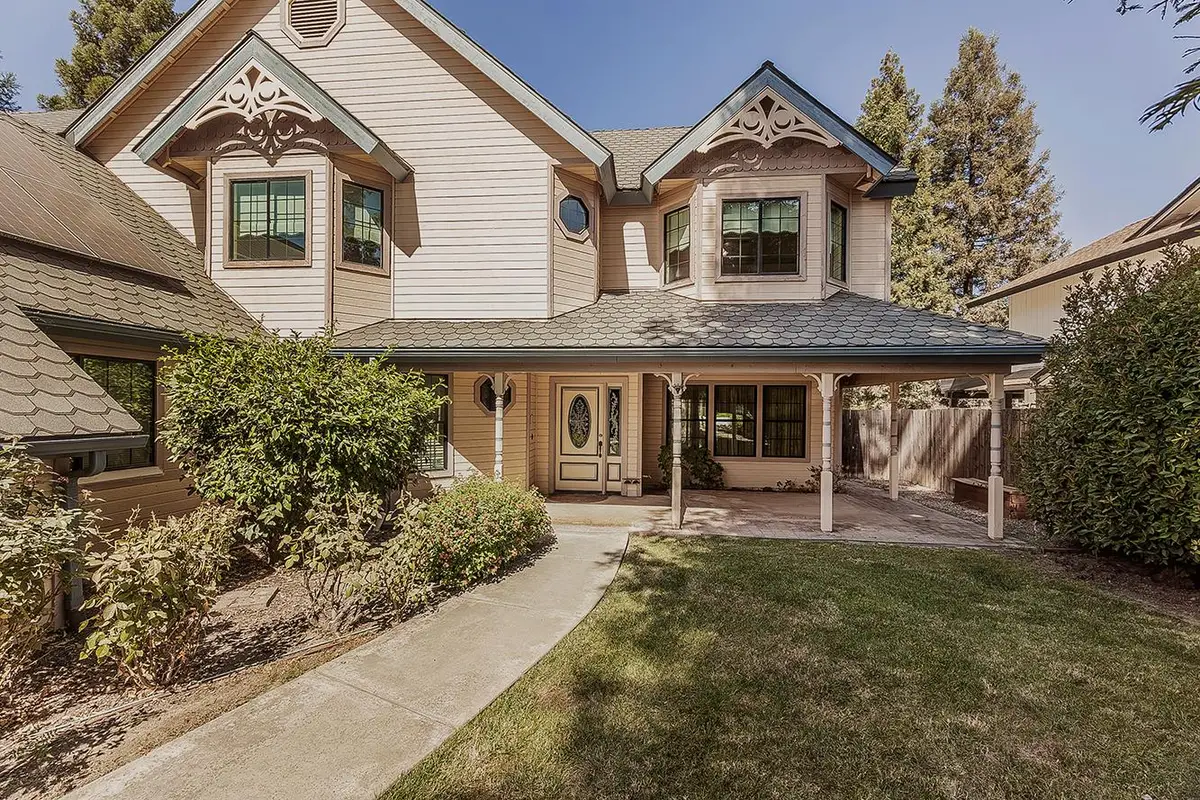 5536 W Prospect Drive, Visalia, CA 93291 - #1