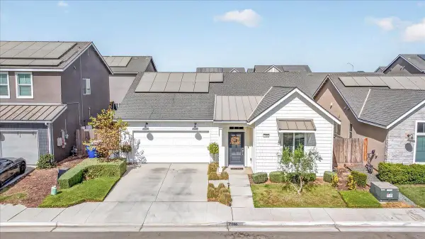 7086 W Keats, Fresno, CA 93723