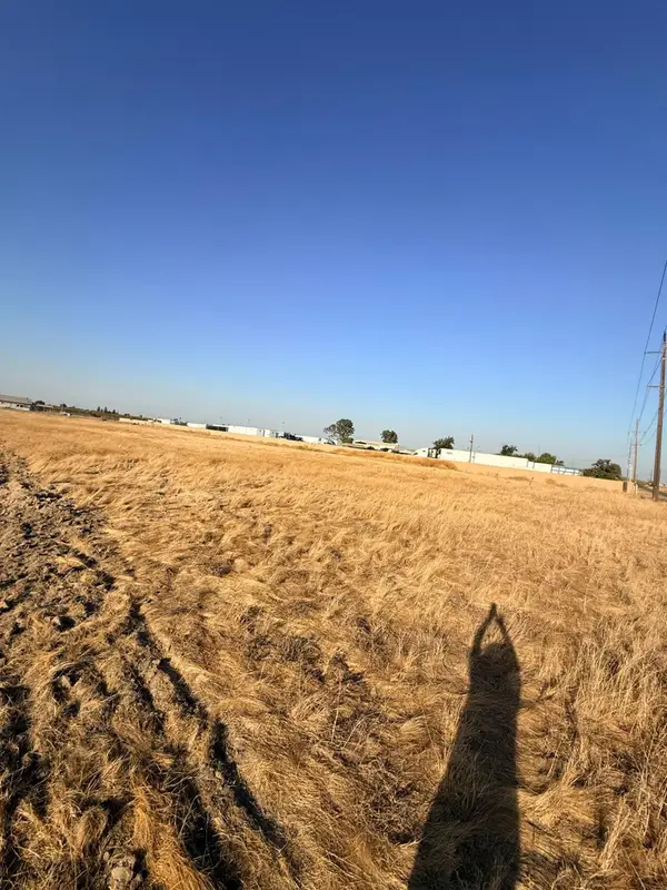 0 Annadale, Fresno, CA 93726