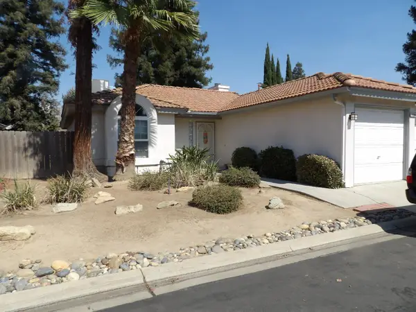 1288 E Loma Linda Avenue, Fresno, CA 93720