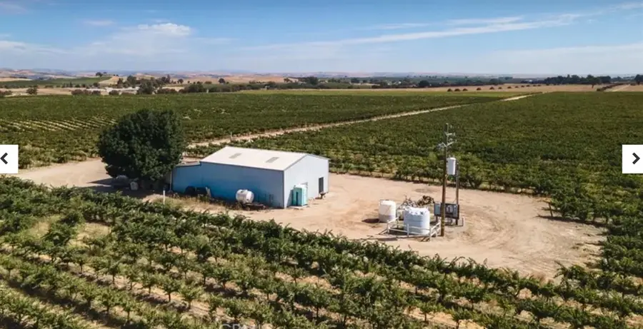 1600 Adobe Road, Paso Robles, CA 93446 - #3