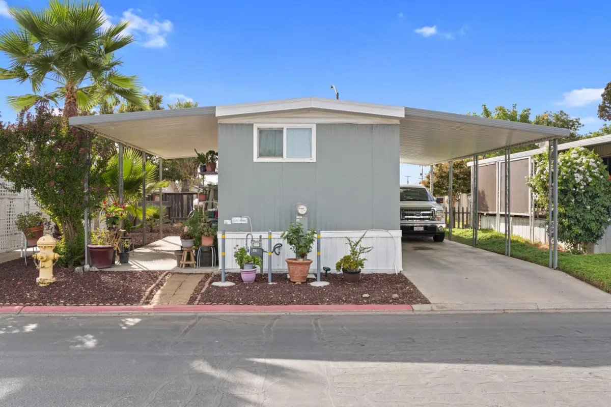 1218 E Cleveland Avenue #14, Madera, CA 93638 - #1
