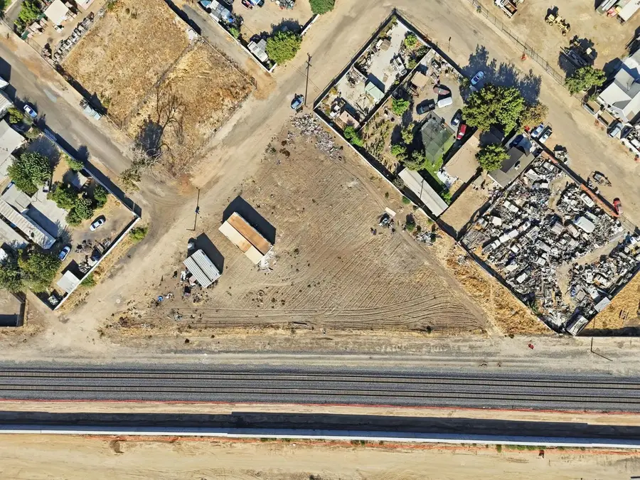 3012 E Belgravia Ave, Fresno, CA 93721 - #3