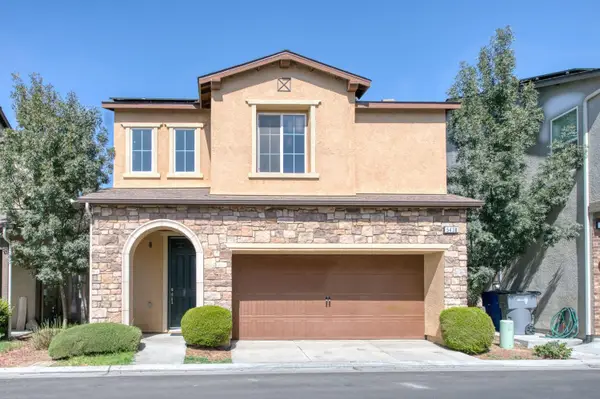 5438 W Santa Barbara Drive, Fresno, CA 93722