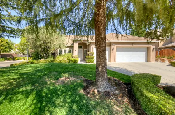 2168 E Pinehurst Avenue, Fresno, CA 93730