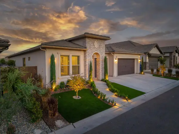 11114 N Via Rimini Drive, Fresno, CA 93730