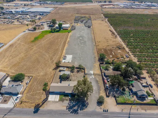 3555 W Nielsen Avenue, Fresno, CA 93706