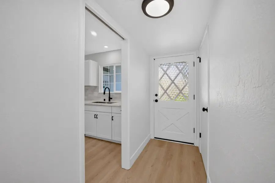 4665 N Bond Avenue, Fresno, CA 93726 - #2