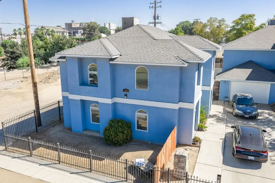 1206 Tulare, Fresno, CA 93706 - #3