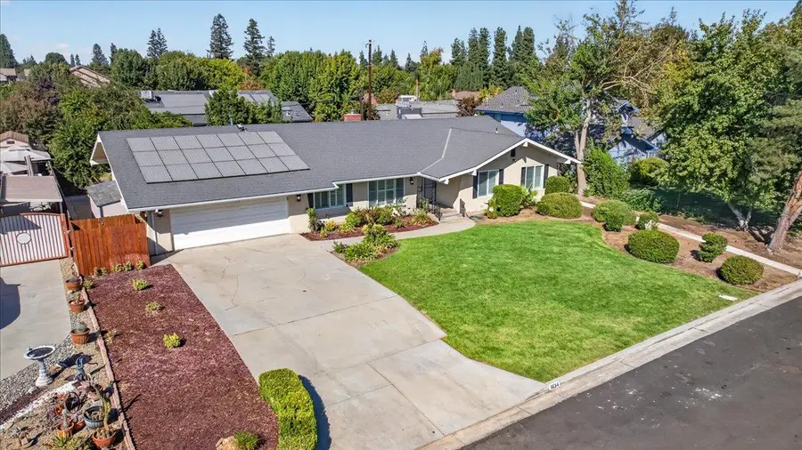 1634 W Morris Avenue, Fresno, CA 93711 - #2