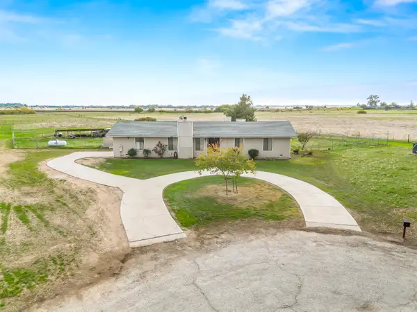 13017 Violet Lane, Clovis, CA 93619