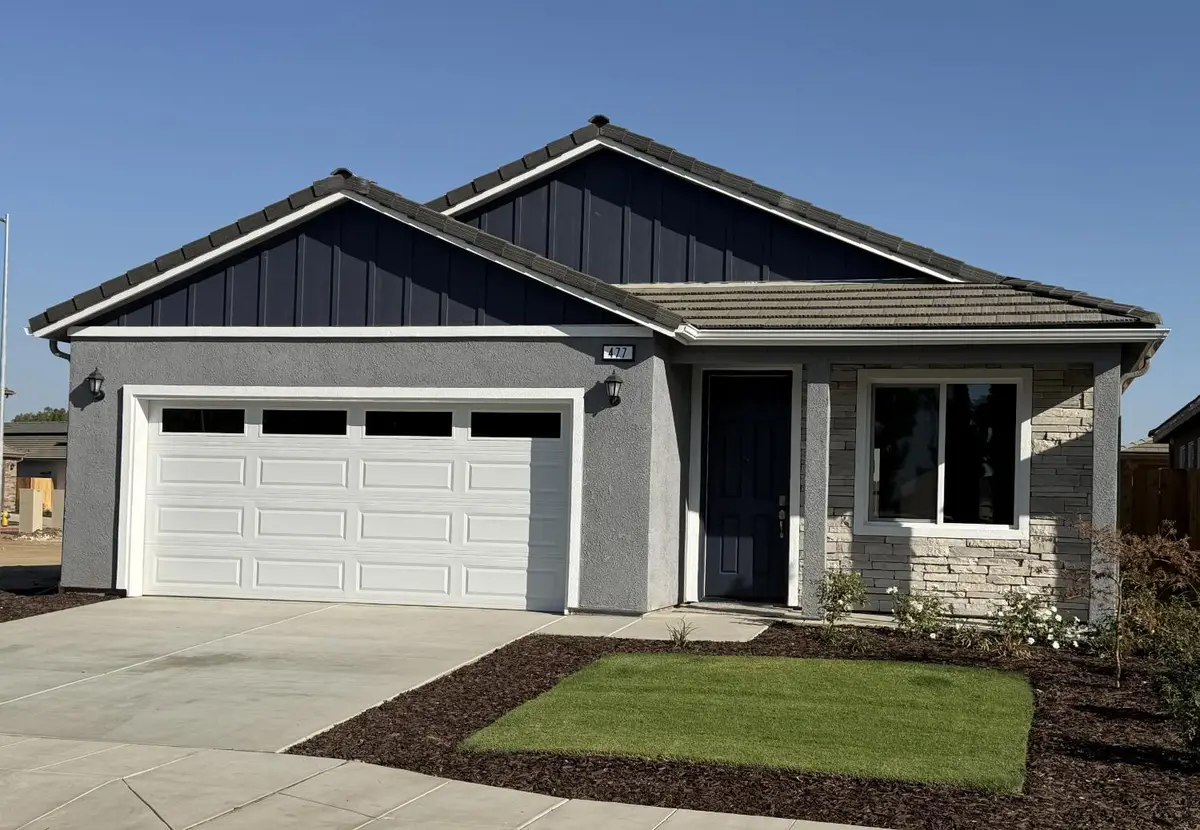 477 Gibson Avenue, Clovis, CA 93612 - #1