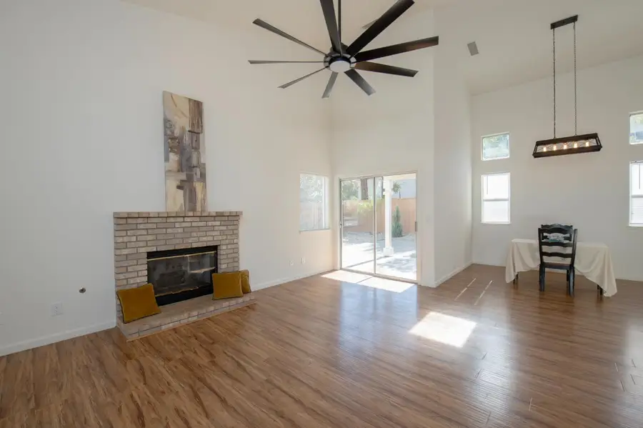 10781 N Windham Bay Circle, Fresno, CA 93730 - #3