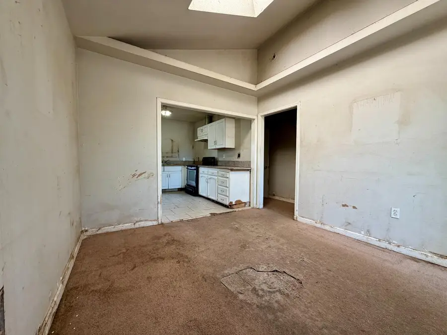 4130 E Mason Avenue, Fresno, CA 93725 - #3