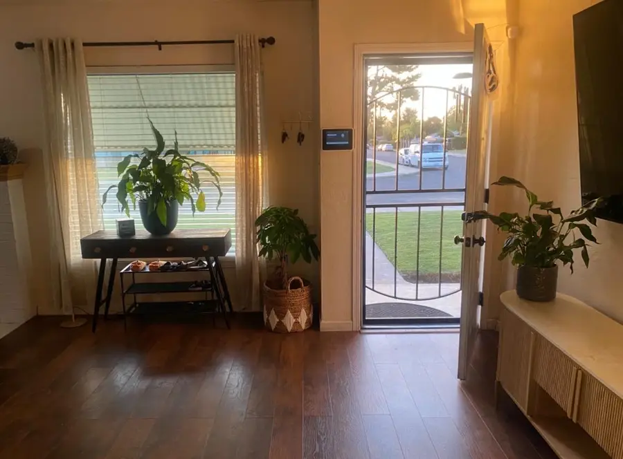 3336 Circle Court W, Fresno, CA 93703 - #3