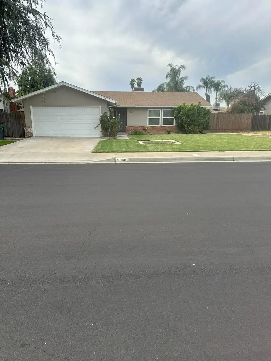 3060 Sylmar Avenue, Clovis, CA 93612 - #3